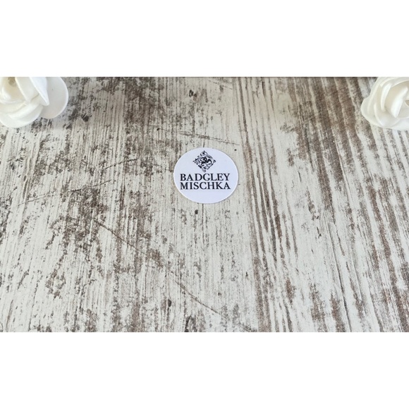 Brand new Badgley Mischka logo - Picture 1 of 2